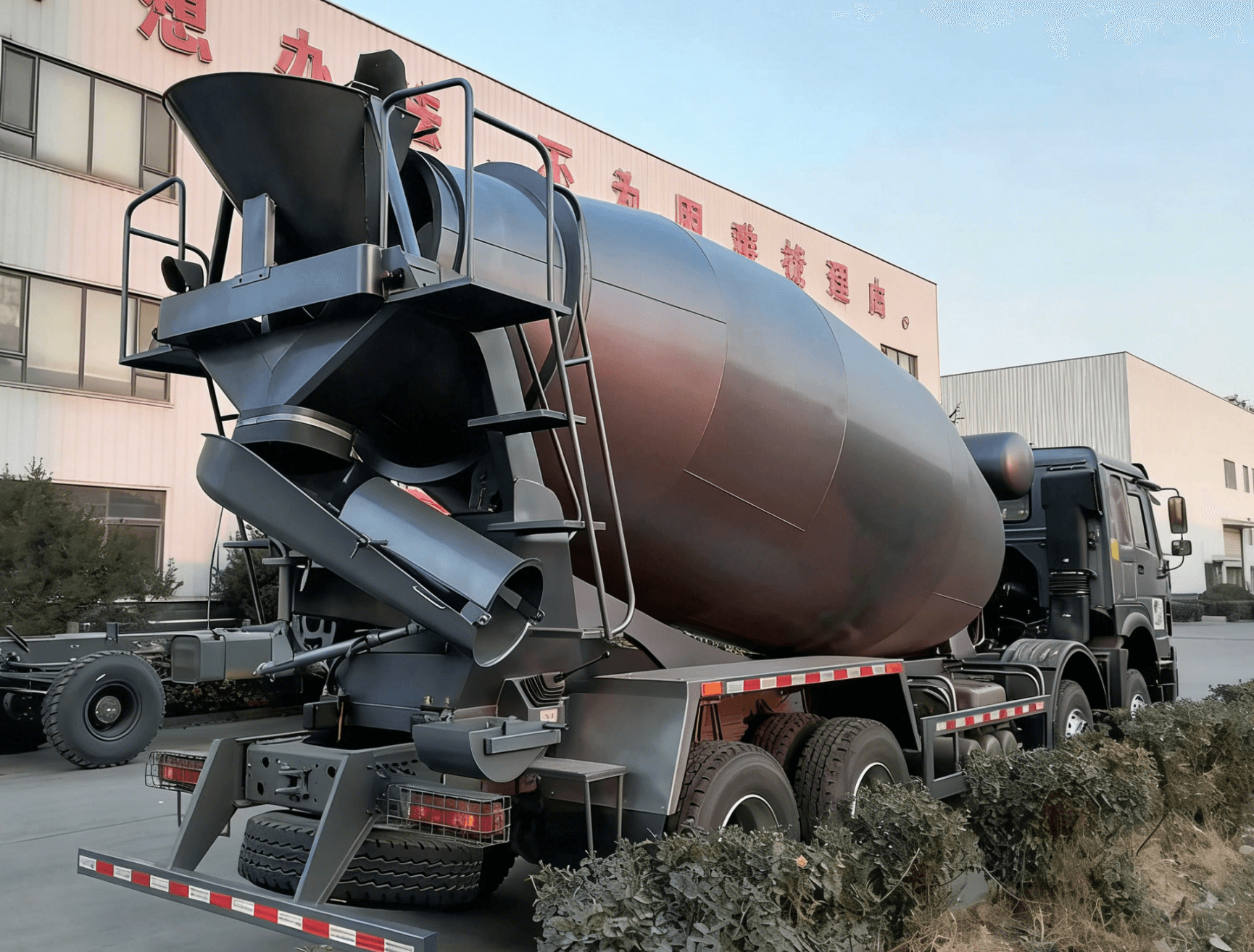 HOWO 7 8×4 Mixer truck