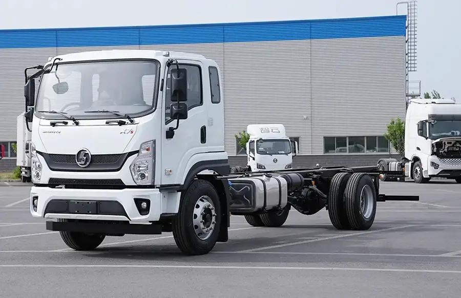 Shacman X7S Chassis Cargo Truck -1