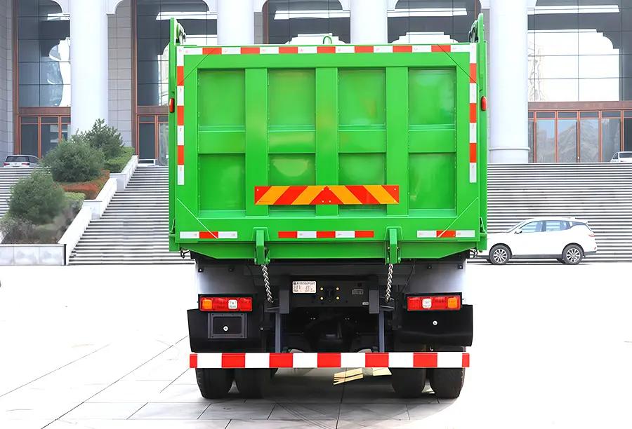 Shacman X3000 8×4 Dump Truck (6)