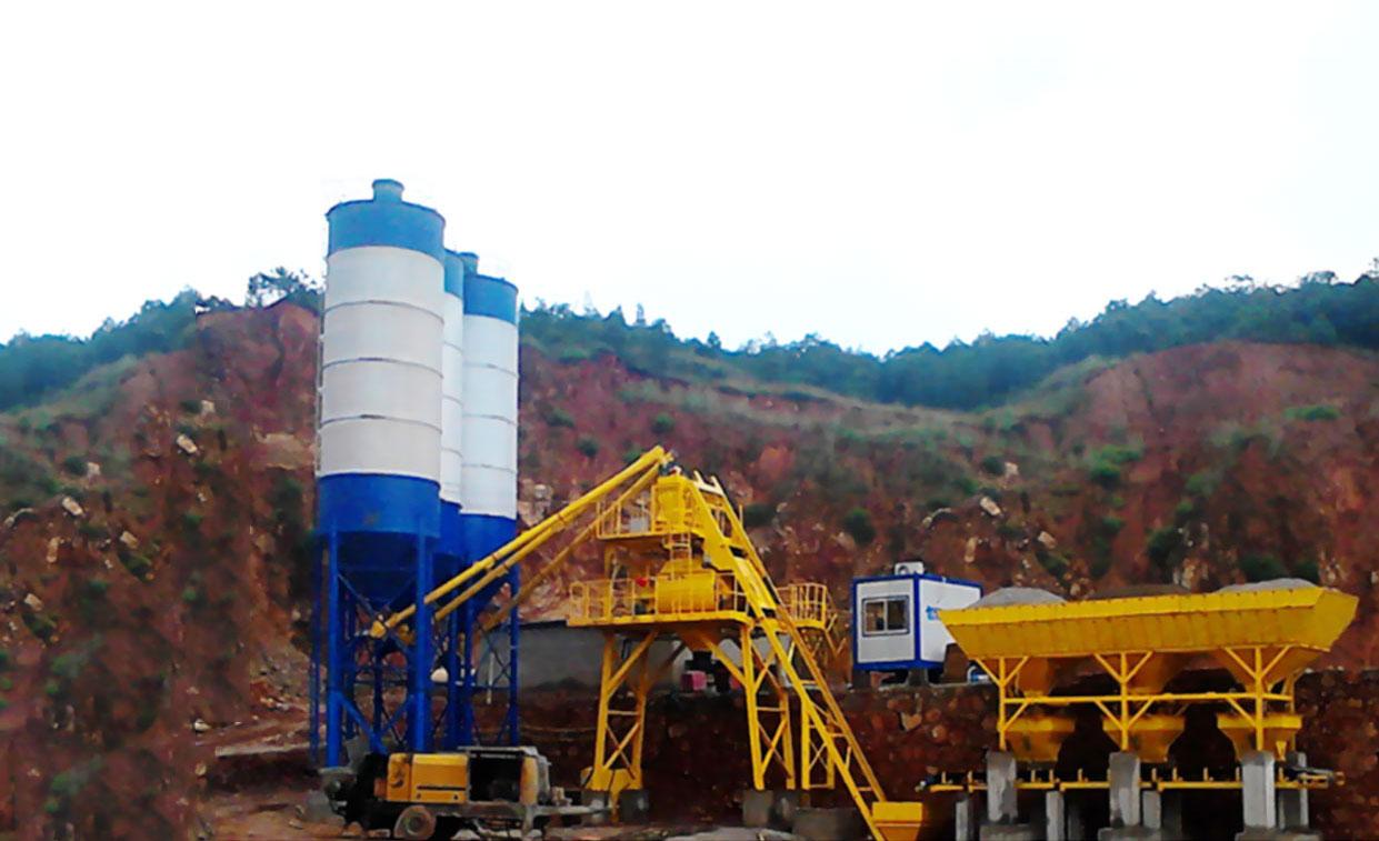 SjHZS50-3E concrete mixing plant for expressway construction in Algeria