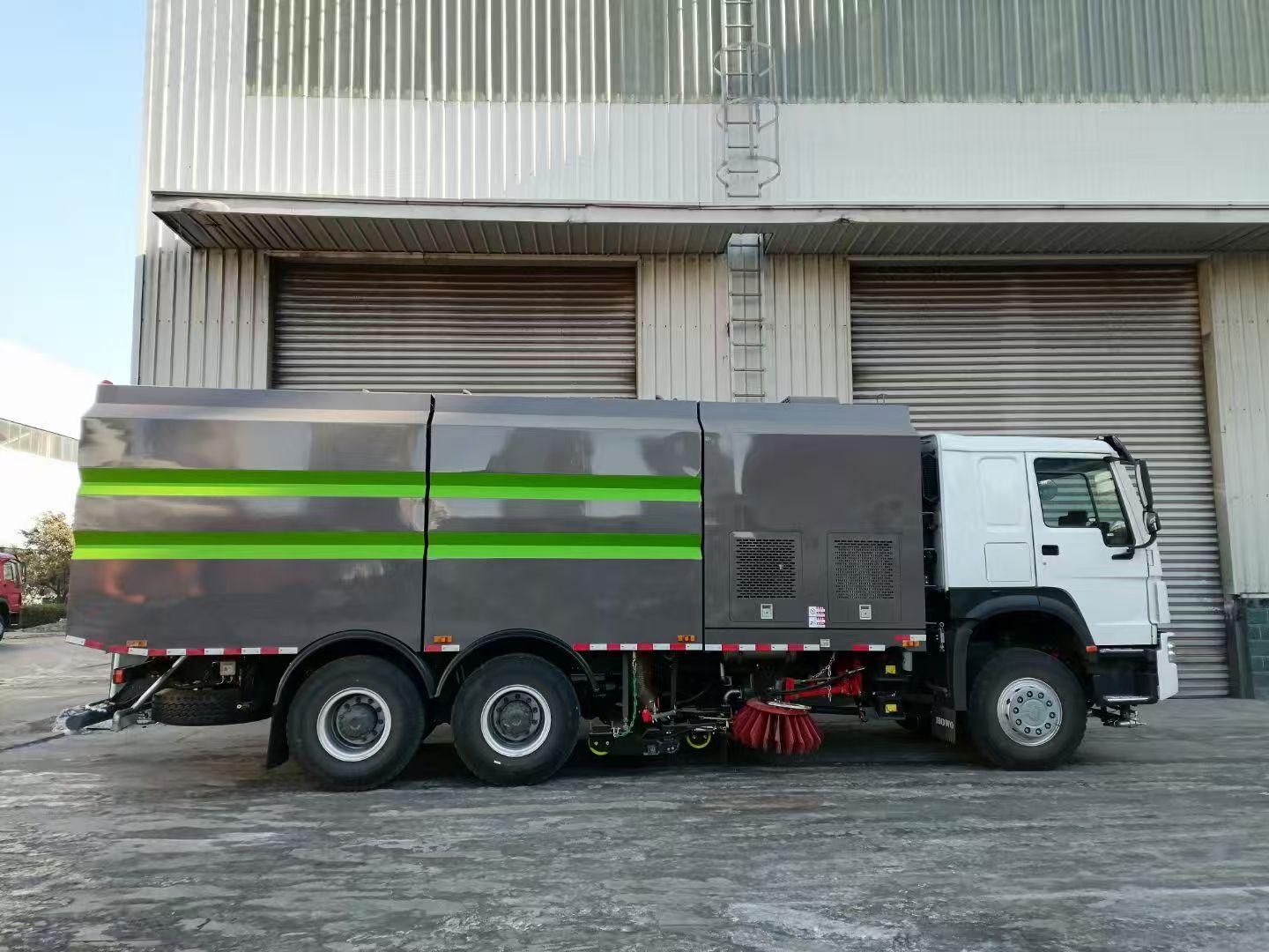 HOWO 7 Street Sweeper Truck